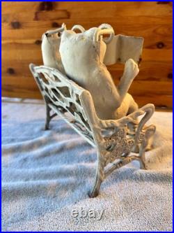 16.6 lb Cast Iron Doorstop Frogs w Glasses On Floral Bench Garden Decor VTG