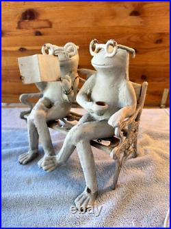 16.6 lb Cast Iron Doorstop Frogs w Glasses On Floral Bench Garden Decor VTG