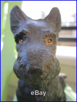 #1 ANTIQUE ORIGINAL HUBLEY CAST IRON SITTING SCOTTIE DOG ART STATUE DOORSTOP