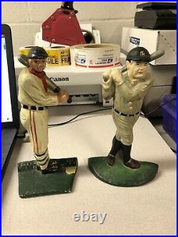 2 Vintage Cast Iron Baseball Batters Ty Cobb Babe Ruth Door stop Book ends