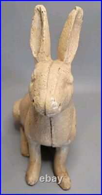 ANTIQUE 13.5 Lb CAST IRON GARDEN RABBIT BUNNY DOORSTOP CHIPPY CRAZED WHITE PAINT