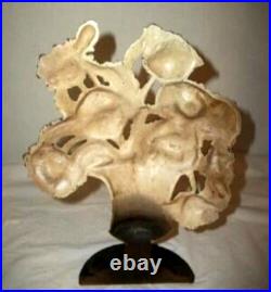 ANTIQUE COTTAGECORE Iron Hubley Poppies Door Stop Urn Original Chippy #440 ANTIQUE COTTAGECORE Iron Hubley Poppies Door Stop Urn Original Chippy #440