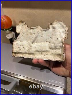 ANTIQUE Hubley Cast Iron Cape Cod doorstop original 30s