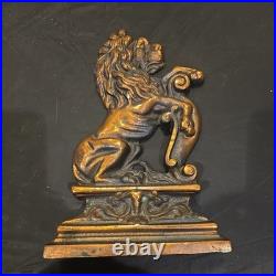 ANTIQUE VICTORIAN HEAVY CAST IRON LION DOORSTOP excellent condition