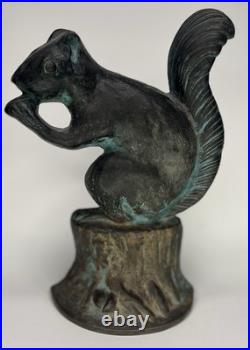 Antique Cast Iron Squirrel Door Stop Eating A Nut Sitting On A Stump