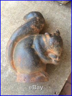 Antique Cast Iron Squirrel Eating Nut Doorstop Door Stop With Markings