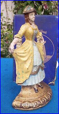Antique French Girl Hubley doorstop, circa 1925, 9+ inches