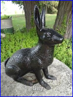 Antique HUBLEY CAST IRON RABBIT DOORSTOP GARDEN FIGURINE STATUE YARD DECOR BUNNY