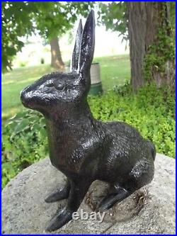 Antique HUBLEY CAST IRON RABBIT DOORSTOP GARDEN FIGURINE STATUE YARD DECOR BUNNY