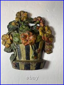 Antique Hubley Cast Iron Nasturtiums Flower Basket Doorstop Original Paint Antique Hubley Cast Iron Nasturtiums Flower Basket Doorstop Original Paint