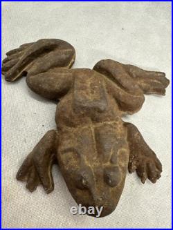 Antique Vintage Large Primitive Cast Iron Frog Garden, Porch, Door Stop Nice Antique Vintage Large Primitive Cast Iron Frog Garden, Porch, Door Stop Nice
