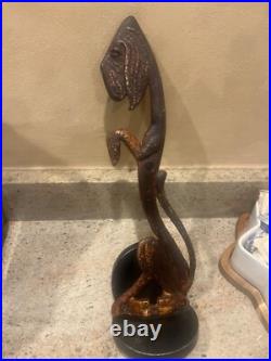 Antique cast iron begging bloodhound art deco doorstop folk art andiron 20s Antique cast iron begging bloodhound art deco doorstop folk art andiron 20s