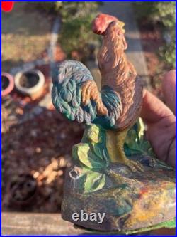 Beautiful cast-iron rooster doorstop. Fantastic original paint