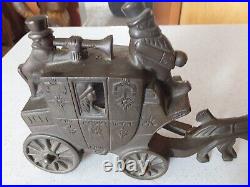 Cast Iron Doorstop THE ROYAL MAIL CARRIAGE
