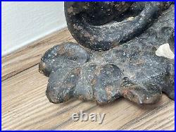 English Victorian 19th Century Country Home Seated Hound Dog Cast Iron Door Stop
