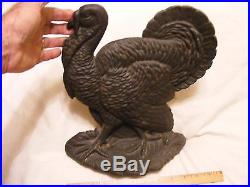 Large Cast Iron Turkey Doorstop, Finely detailed, very good condition