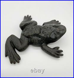 Large Virginia METALCRAFTERS cast iron frog doorstop vintage DOOR STOPPER VM1966 Large Virginia METALCRAFTERS cast iron frog doorstop vintage DOOR STOPPER VM1966