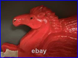 MOBIL OIL Pegasus Heavy Cast Iron Flying Red Horse Advertisement/Door Stop 11¨H