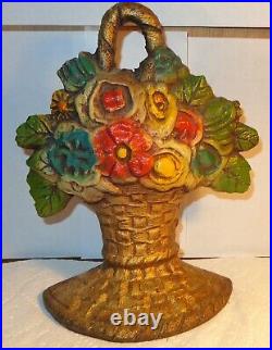 Nice Antique Hubley Vintage Cast Iron Metal Flower Basket Doorstop Marked 818 Nice Antique Hubley Vintage Cast Iron Metal Flower Basket Doorstop Marked 818