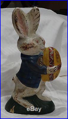 Peter Rabbit Easter Egg Painted Doorstop SUPER RARE Pittsburg Foundry Vintage