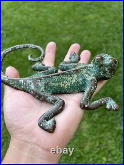 RARE Antique Sherwin Williams Paint & Varnish Chameleon Cast Iron Advertising