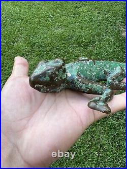 RARE Antique Sherwin Williams Paint & Varnish Chameleon Cast Iron Advertising