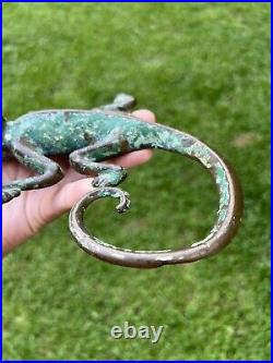 RARE Antique Sherwin Williams Paint & Varnish Chameleon Cast Iron Advertising