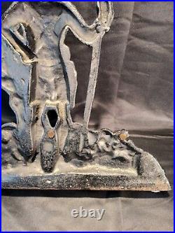 RARE HUGE Antique Solid Cast Iron Figural Scottish Highland Axe Soldier Doorstop RARE HUGE Antique Solid Cast Iron Figural Scottish Highland Axe Soldier Doorstop