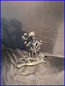 RARE HUGE Antique Solid Cast Iron Figural Scottish Highland Axe Soldier Doorstop RARE HUGE Antique Solid Cast Iron Figural Scottish Highland Axe Soldier Doorstop