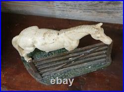 RARE vintage White HORSE at FENCE Stable Cast Iron DOORSTOP Orig. Paint Hubley