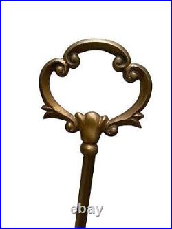 Rare! Sarreid Vintage Mid Century Brass Pineapple Door Stop With Handle Rare! Sarreid Vintage Mid Century Brass Pineapple Door Stop With Handle