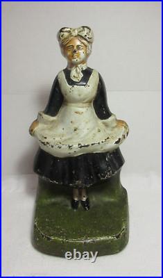 VINTAGE 1920's CAST IRON DOORSTOP MILK MAID w APRON JUDD # 1242 U. S. A
