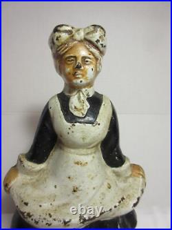 VINTAGE 1920's CAST IRON DOORSTOP MILK MAID w APRON JUDD # 1242 U. S. A