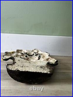 VINTAGE / ANTIQUE 1920s CAST IRON BLACK & WHITE FLOWER POT DOORSTOP