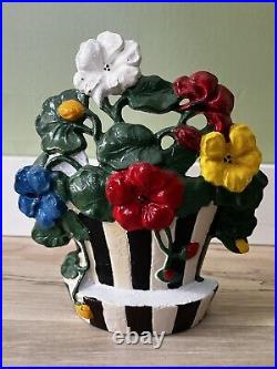 VINTAGE / ANTIQUE 1920s CAST IRON BLACK & WHITE FLOWER POT DOORSTOP