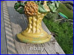 VINTAGE ORIGINAL 1880 1920's HUBLEY FLOWER BOUQUET DOORSTOP CAST IRON VINTAGE ORIGINAL 1880 1920's HUBLEY FLOWER BOUQUET DOORSTOP CAST IRON