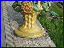 VINTAGE ORIGINAL 1880 1920's HUBLEY FLOWER BOUQUET DOORSTOP CAST IRON VINTAGE ORIGINAL 1880 1920's HUBLEY FLOWER BOUQUET DOORSTOP CAST IRON