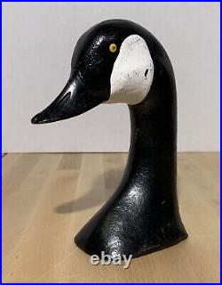 Vintage CAST IRON GOOSE HEADS DOORSTOPS BOOKENDS LARGE SIZE CAPTAIN HARRY JOBES Vintage CAST IRON GOOSE HEADS DOORSTOPS BOOKENDS LARGE SIZE CAPTAIN HARRY JOBES