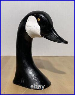 Vintage CAST IRON GOOSE HEADS DOORSTOPS BOOKENDS LARGE SIZE CAPTAIN HARRY JOBES Vintage CAST IRON GOOSE HEADS DOORSTOPS BOOKENDS LARGE SIZE CAPTAIN HARRY JOBES