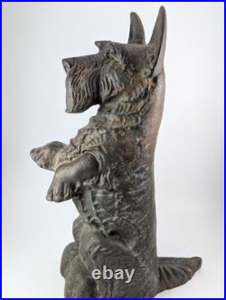 Vintage Scotty Scottish Terrier Cast Iron Dog Doorstop 15 Tall. Very Heavy Vintage Scotty Scottish Terrier Cast Iron Dog Doorstop 15 Tall. Very Heavy